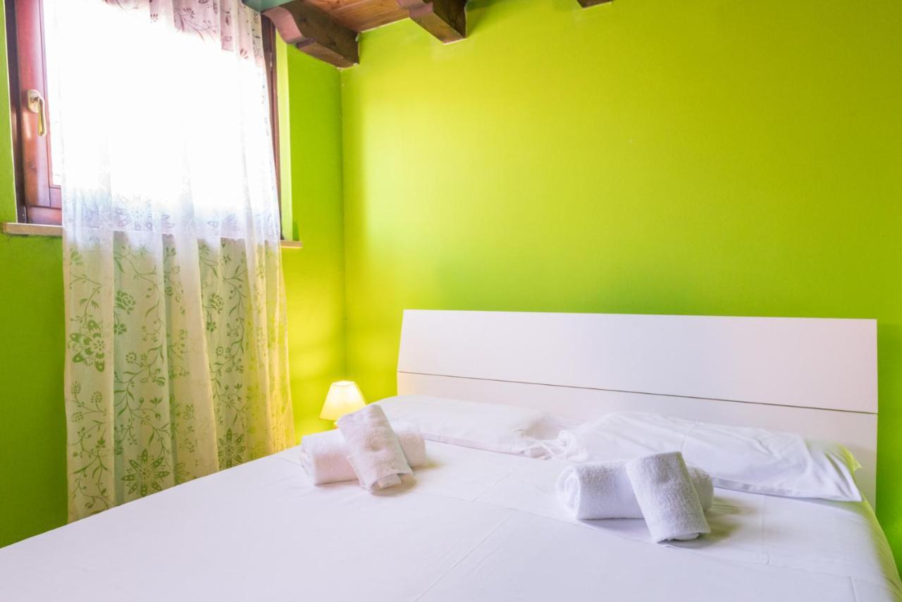 Gardappartamenti Carducci City Centre Desenzano del Garda Eksteriør billede